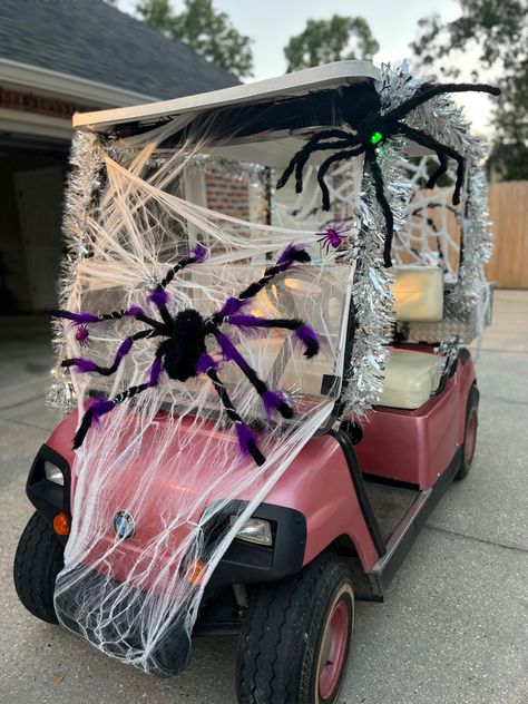 Halloween Golf Cart Decorations, Halloween Golf Cart Ideas, Campsite Halloween, Halloween Golf Cart, Golf Cart Decorations, Gold Cart, Halloween Golf, Camp Lake, Cart Ideas