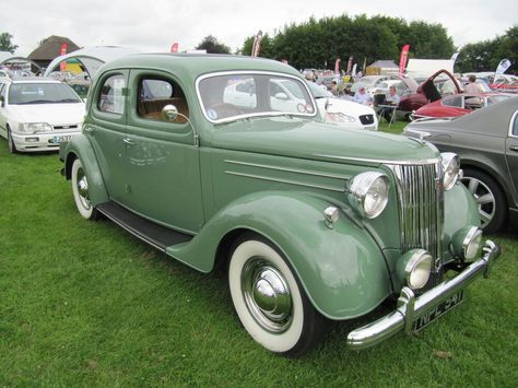 1950 Ford V8 Pilot  at Sherborne Castle  2016 classic car show Ford V8, Classic Car Show, Lincoln Mercury, Car Show, Classic Car, Lincoln, Antique Cars, Classic Cars, Castle