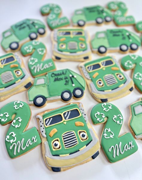 Netflix Trash Truck Birthday Cake, Trash Truck Cookies, Garbage Truck Party, Truck Theme Birthday, Truck Birthday Cakes, Truck Theme, Truck Party, Trucks Birthday Party, Fourth Birthday