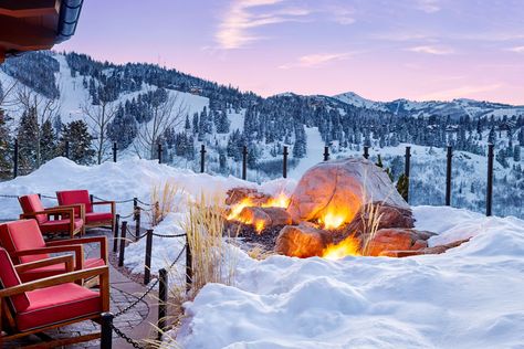 The 7 Best Places to Après-ski in Park City, Utah, According to Locals Valentine's Day Hotel, Veranda Restaurant, High West Distillery, Deer Valley Utah, Skiing Locations, New York City Hall, Utah Skiing, Deer Valley, Park City Utah