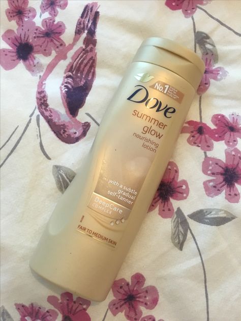 Dove summer glow nourishing lotion 👩💫 Dove Summer Glow, Dove Lotion, Beauty Tips For Skin, Summer Glow, Tanning Lotion, Sun Tan, Beauty Secrets, Tanning, Beauty Tips