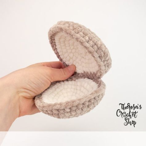 Free Crochet Pattern - PLUSH Cecil the Clam – Theresas Crochet Shop Amigurumi Clam Free Pattern, Oyster Crochet Pattern, Crochet Oyster Shell Pattern Free, Clam Shell Crochet Pattern, Clam Crochet Pattern, Crochet Clam Shell Pattern Free, Clam Crochet, Ocean Animal Crochet, Crochet Oyster