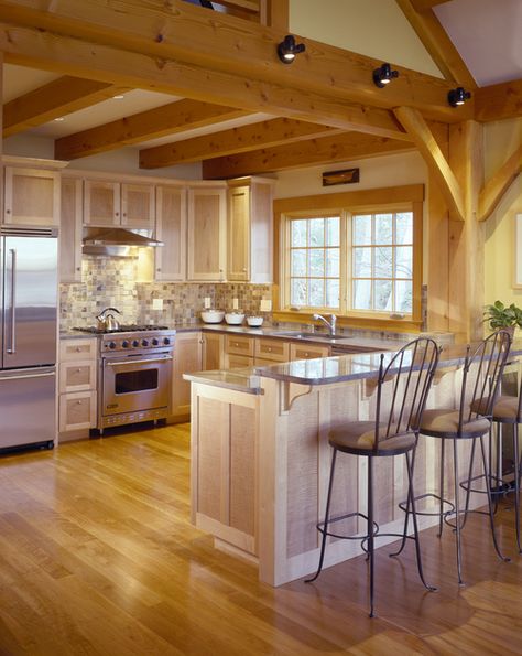 Post And Beam Kitchen Ideas, Post And Beam Kitchen, Beam Kitchen, Hut Ideas, Quonset Hut Homes, Cabin Style Homes, Quonset Hut, Cabin Tiny House, Timber Frame Homes