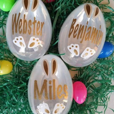 Silhouette Cameo Projects Vinyl, Personalized Easter Eggs, Easter Ornaments, No Surprises, Disney Easter, Easter Hats, Plastic Easter Eggs, Vinyl Ideas, Personalized Easter