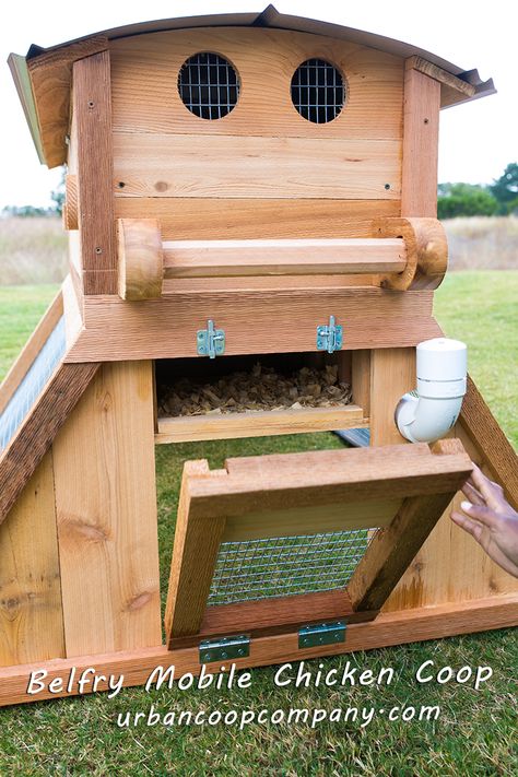 Easy egg collection with the Belfry Mobile Chicken Coop.  Who doesn't love fresh eggs! Chicken Coop Egg Collector, Como Plantar Pitaya, Mobile Chicken Coop, Types Of Eggs, Chicken Coup, Egg Incubator, Diy Chicken, Hatching Eggs, Fresh Chicken