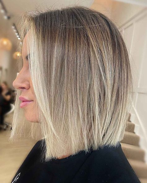 51 Blonde Hair With Lowlights You Have to See in 2022 Longbob Hair, Blonde Hair With Lowlights, Blonde Balayage Bob, Kort Bob, Hair With Lowlights, Mom Hair, Hair Blond, Face Frame, Fall Hair Trends