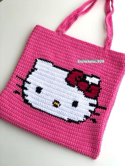 Two Piece Outfit Pattern, Easy Crochet Ideas, Graphghan Patterns, Crochet Pouches, Fall Crochet Projects, Hook Ideas, Crochet Kitty, Start Crocheting, Hello Kitty Crochet