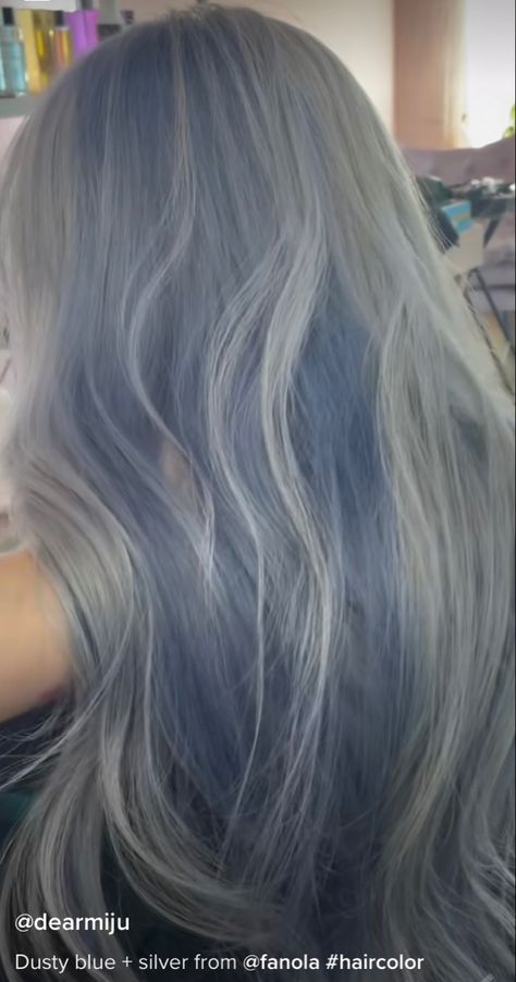 blue hair dusty blue silver hair dye Icy Blue Highlights Brown Hair, Blue Toned Blonde Hair, White And Blue Hair Aesthetic, Blue Jean Hair, Blue Hair With White Highlights, Blue Hair Blonde Highlights, Silver Hair With Blue Highlights, Cool Toned Blue Hair, Dusty Blue Hair Color