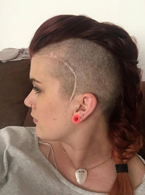 Skrillex Haircut, Half Shaved Head Hairstyle, Half Shaved Head, Scar Makeup, Shaved Side Hairstyles, Shaved Hair Designs, Mom Brain, Brain Surgery, Shaved Head