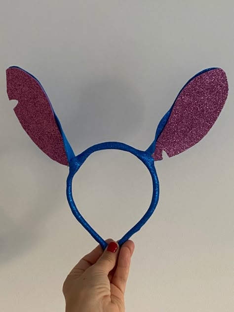 Lilo & stitch goma eva Kilo And Stitch Costume Diy, Stitch Ears Diy, Stitch Costume Women, Lilo Y Stitch Cumpleaños, Stitch Costume Diy, Fiesta Lilo Y Stitch, Stitch Cosplay, Lilo And Stitch Costume, Stitch Makeup