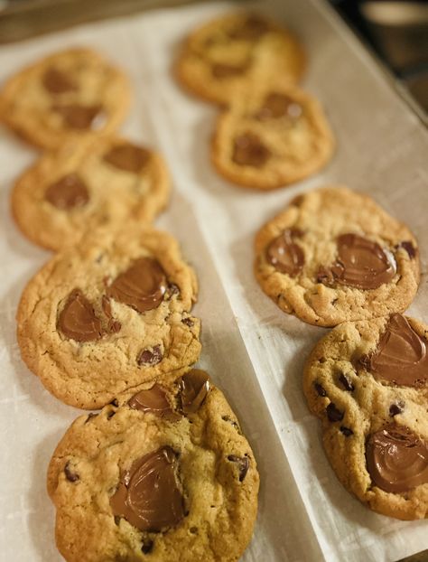 Zoe François Chocolate Chip Cookies Zoe Bakes Chocolate Chip Cookies, Zoe Bakes, Perfect Chocolate Chip Cookies, Cookie Ball, Cookies Recipes, Cooking Skills, Found On Amazon, No Bake Cookies, Dessert Ideas