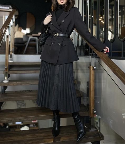 Black Coat And Skirt Outfit, Formal Outfit With Boots, Old Money Skirt Outfits, Business Skirt Outfits, Classy Winter Outfits Dressy, Velvet Skirt Outfit, Class Outfits, Long Skirt Fashion, Classy Winter Outfits