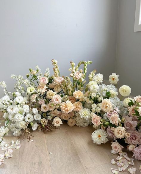 Who doesn’t love stunning floral nests? @floralassembly 💕 LR xx⁠ ⁠ ⁠ #bride #weddinginspiration #weddingphotography #weddingplanning #modernbride #realwedding #bridetobe #weddingdetails #weddinggoals #weddinginspo #bridalgown #weddingstyle Sydney Wedding, Bridal Inspo, Wedding Goals, Modern Bride, Wedding Inspo, Wedding Details, Floral Wedding, Wedding Events, Wedding Styles