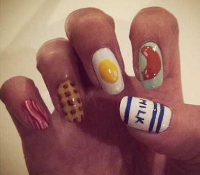 Breakfast Nails, I would never do this, but it's pretty clever! Food Nails, Bacon Eggs, Sassy Nails, Nail Polish Brands, Pop Ups, Get Nails, Hot Nails, Beauty Shop, Nail Artist