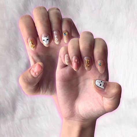 Happy #MeownicureMonday! 🐈💅✨ . Today’s ameowzing cat nails by @kendallcutenails! 😽😸 #nailgoals Geeky Nails, Lady Nails, Cat Nails, Womens Nails, Nails Art, Cat Lady, Manicure, Nail Art, Nails