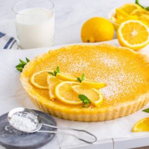 Lemon Tart Recipe, French Desserts, Tart Recipe, Lemon Tart, Lemon Pie, Sweet Pie, Think Food, Lemon Desserts, Lemon Recipes