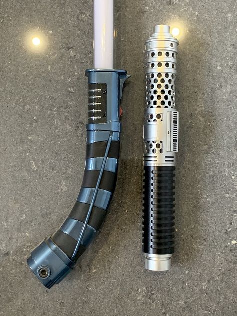 #AsajjVentress #lightsaber #saberlife Ventress Lightsaber, Diy Lightsaber, Asajj Ventress, Lightsaber Design, Lightsaber Hilt, Crystal Cave, Star Wars Light Saber, Star Wars Artwork, Lightsaber