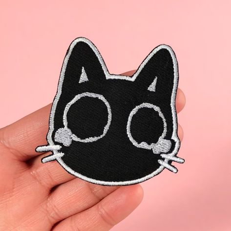 Glow in the Dark Crying Cat Black Cat Sew on Patch Patches - Etsy Embroidered Backpack, Cat Patch, Punk Patches, Backpack Patches, Vinyl Sticker Design, Dark White, Cute Patches, Cool Patches, Black Pins