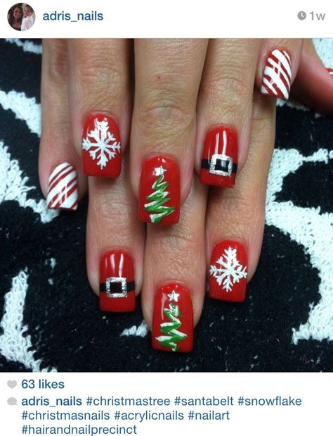 Nails December, Tree Acrylic, Christmas Tree Nails, December Nails, Chrome Nails Designs, Tree Nails, Holiday Nail Designs, Cute Christmas Nails, Christmas Gel Nails