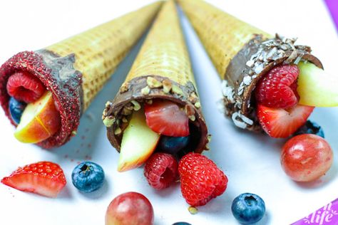 Chocolate Dipped Fruit Cones Waffle Cone With Fruit, Waffle Cone Fruit Cups, Cherry Dipped Cone, Waffle Cones With Fruit, Chocolate Dipped Waffle Cones With Fruit, Fruit Cones, Dipped Ice Cream Cones, Chocolate Dipped Fruit, Waffle Cones