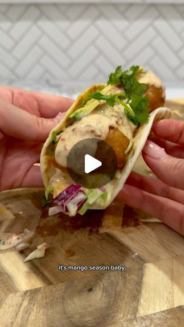 Fish Tacos Video, Fish Stick Tacos With Cabbage Slaw, Cod Fish Tacos With Cabbage Slaw, Fish Taco Cabbage Slaw, Fish Tacos With Cabbage Slaw, Apple Crisp Bars Recipe, Tacos Fish, Cod Fish Tacos, Chipotle Pepper Sauce