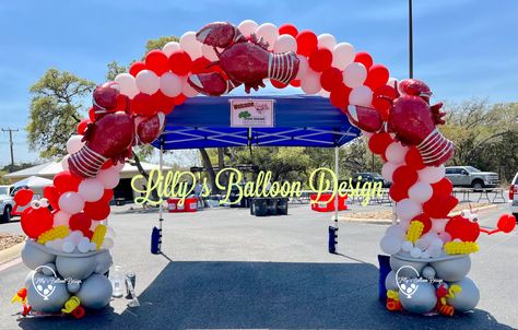 Crawfish Boil Balloon Arch, Crawfish Balloon Arch, Shrimp And Crab Boil, Crab Party, Lobster Party, Crawfish Boil Party, Crawfish Season, Crab Boil, 26th Birthday