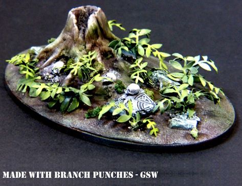 Jungle base Lizardmen Warhammer, Branches With Leaves, Pokemon Terrarium, Jungle Temple, Zoo Project, Miniature Bases, Game Terrain, Star Wars Models, Green Stuff