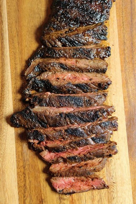 Beef Skirt Steaks, Cheap Steak, Mexican Grilled Chicken, Skirt Steak Marinade, Steak Marinade Easy, Marinade Flank Steak, Skirt Steak Recipes, Grilled Skirt Steak, Morton Salt