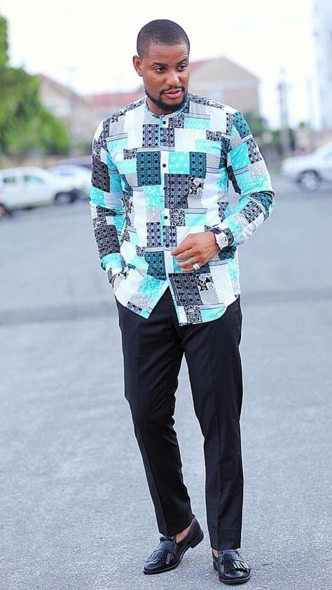 African Print Shirt, African Wear Styles For Men, African Attire For Men, African Dresses Men, African Shirts For Men, Mens Fashion Wear, Gents Fashion, African Fashion Traditional, African Clothing For Men