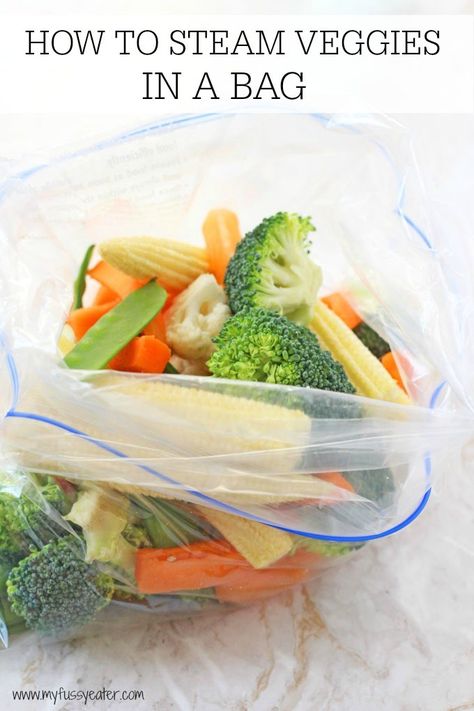 Steaming veggies in the microwave is so quick and easy using my foolproof ziplock bag method! Delicious freshly cooked vegetables that retain all their nutrients in just 3 minutes! Microwave Vegetables, Steam Vegetables, Steam Veggies, Ziploc Bag, Fussy Eaters, Microwave Cooking, Steamed Vegetables, Ziplock Bag, Microwave Recipes