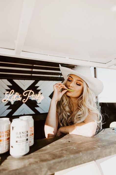 Taylor Rousseau, Western Photo Shoots, Western Bar, Country Bar, Western Photoshoot, Boho Inspo, Cowgirl Aesthetic, Black Betty, Cowboy Up