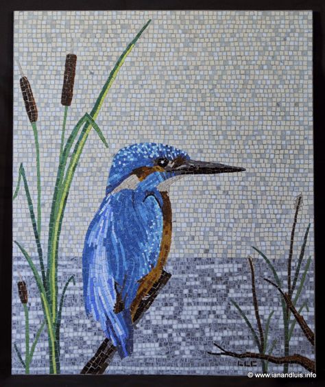 Kingfisher Art, Mosaic Animals, Mosaic Birds, Mosaic Art Projects, Mosaic Stained, Mosaic Tile Art, Mosaic Pictures, Drawing Simple, Mosaic Artwork