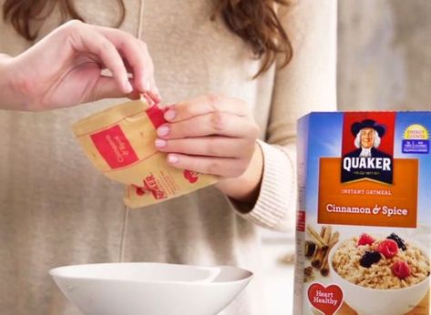 All 25 Quaker Instant Oatmeal Packets—Ranked! Diy Instant Oatmeal, Instant Oatmeal Recipes, Instant Oatmeal Packets, Quaker Instant Oatmeal, Oatmeal Toppings, Oatmeal Packets, Instant Oats, Oats Quaker, Instant Oatmeal