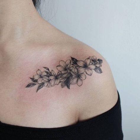 jasmine-flower-drawing-tattoo-design-on-collarbone – EntertainmentMesh Jasmine Flower Drawing Tattoo, Jasmine Flower Drawing, Flower Drawing Tattoo, Frangipani Tattoo, Jasmine Tattoo, Flower Leg Tattoos, Plumeria Tattoo, Tattoo Coverup, Flower Tattoo Shoulder