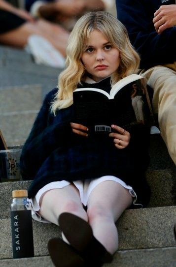 Emily Lind, Preppy Chic Style, Audrey Hope, Emily Alyn Lind, Daily Prophet, Gossip Girl Reboot, Lucy Boynton, Slytherin House, Fred Weasley