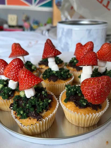 Fairy Witch Cottagecore, Brown Frosting, Cottagecore Cake, Fairy Party Food, Mushroom Cupcakes, Witch Cottagecore, Fairy Witch, Cottagecore Vibes, Birthday Cake Recipe