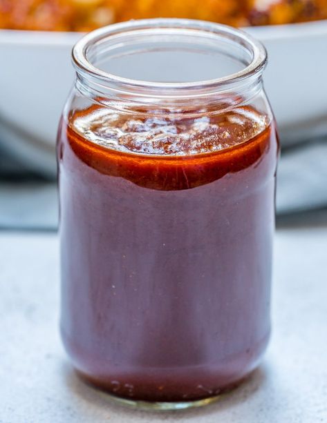 Easy Homemade BBQ Sauce for Clean Eating Goals! | Clean Food Crush Easy Homemade Bbq Sauce, Bbq Sauce Homemade Easy, Bbq Sauce Ingredients, Homemade Bbq Sauce Recipe, Homemade Bbq Sauce, Healthy Food Swaps, Clean Eating Desserts, Clean Food Crush, Food Swap