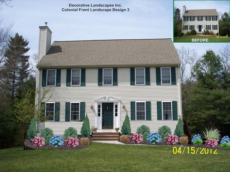 Colonial House Landscaping, Colonial Home Landscaping, Colonial Curb Appeal, Colonial Landscaping, Colonial House Exteriors, Porch Landscaping, Front Yard Landscaping Pictures, Hang Pictures, Yard Landscape