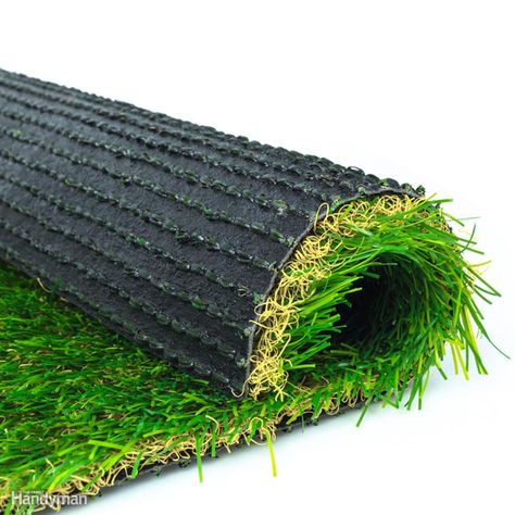 Synthetic grass, also known as artificial grass or turf, is viable alternatives to grass lawns. The material has the same look and texture as natural grass. Three types to consider include nylon, polyethylene, polypropylene. The amount of traffic the lawn receives will help determine the type of material best suited for your home. Polyethylene is soft, vibrant in color and resilient. Nylon is strong, allowing it to maintain its shape, and can withstand high temperatures. Polypropylene, while les Alternatives To Grass Lawns, Artificial Grass Mat, Lily Turf, Grass Rug, Flower Bed Designs, Artificial Plants Indoor, Green Construction, Short Plants, Fake Grass