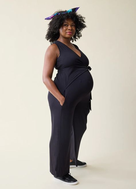 The sleeveless jumpsuit of our dreams! We love this little number for its easy wear pregnant and breastfeeding access later. She has a stretchy silhouette, smocked straps for extra comfort and wide legs for style points. It’s flattering, it’s functional, it’s a mom-wardrobe must that keeps you feeling free and fun. 93% Mom Wardrobe, Maternity Jumpsuit, Knit Jumpsuit, Maternity Nursing, Sleeveless Jumpsuits, Wide Legs, Low Iron, Black Jumpsuit, Easy Wear