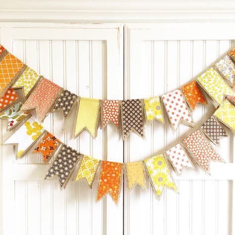 A personal favorite from my Etsy shop https://www.etsy.com/listing/241808141/custom-fall-bunting-natural-burlap Fall Burlap Banner, Fall Bunting, Fall Crafts Decorations, Fall Flags, Burlap Banner, Banners Buntings, Fabric Banner, Burlap Fabric, Birthday Planning