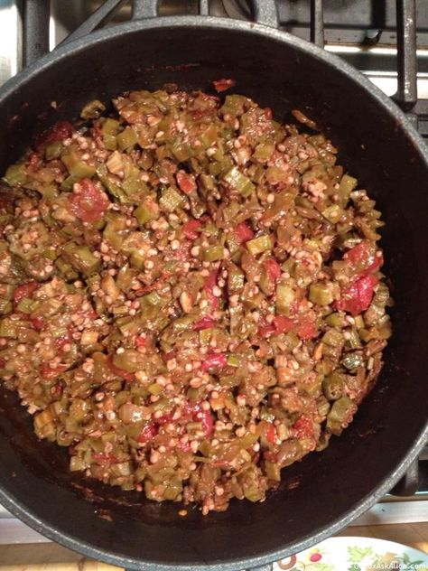 SMOTHERED OKRA - Geaux Ask Alice! Okra Casserole Recipes, Smothered Okra Recipes, Okra And Ground Beef Recipe, Boiled Okra Recipe Southern, Boiled Okra Recipe, Smothered Okra And Tomatoes, Smothered Okra New Orleans, Smothered Recipes, Gullah Recipes