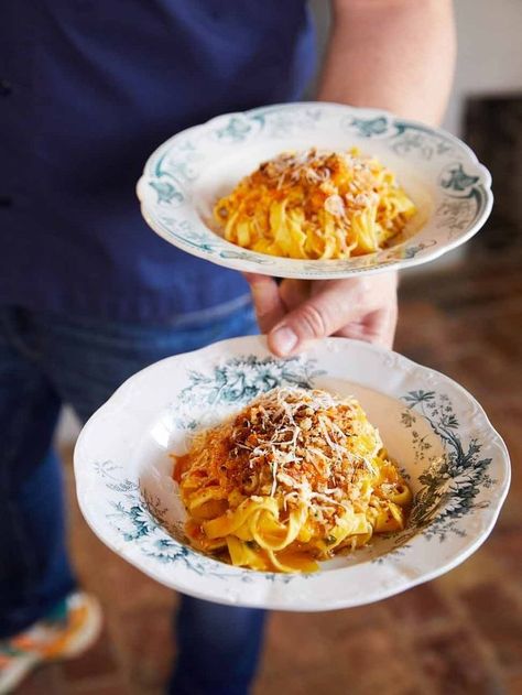 Cheat's squash pasta | Jamie Oliver recipes Vegetarian Roast, Squash Pasta, Jamie Oliver Recipes, Roasted Squash, Tasty Vegetarian Recipes, Risotto Recipes, Fresh Pasta, Jamie Oliver, Butternut Squash