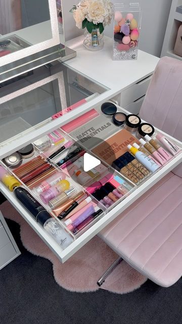 Ikea Vanity Hack Make Up, Ikea Vanity Ideas, Ikea Vanity Hack, Ikea Vanity Table, Vanity Collections, Ikea Makeup Vanity, Diy Walk In Closet, Alex Drawers, Pull Out Shelf