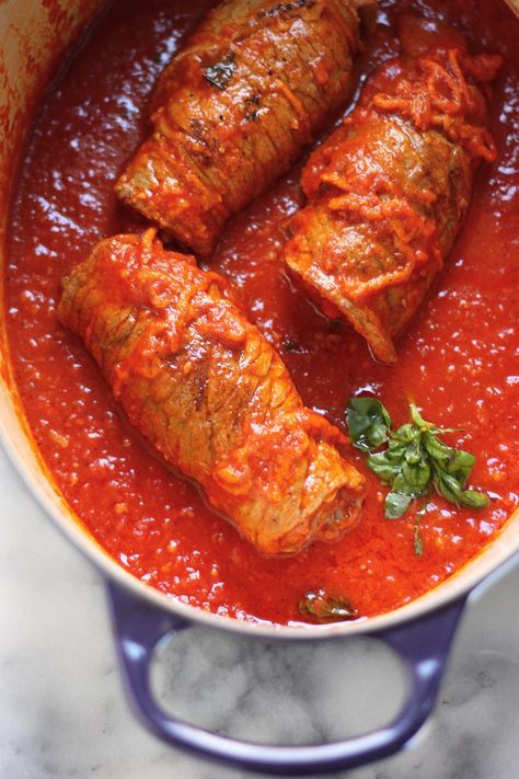 Sicilian Braciole - Baker by Nature Braciole Recipe Italian, Beef Braciole, Braciole Recipe, Mexikansk Mat, Sicilian Recipes, Sunday Suppers, Italian Dinner, Italian Recipes Authentic, God Mat