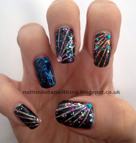 NYE inspired nail art fireworks Fireworks Nails, Firework Nail Art, Night Nails, Firework Nails, Year Nails, Nye Nails, Patriotic Nails, New Years Nail Art, New Years Nail Designs