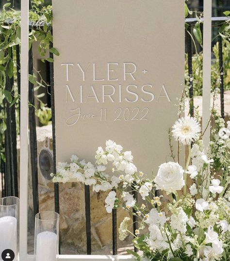 font + color + textures Real Wedding Flowers, Ibiza Wedding, Wedding Venue Decorations, Washington Weddings, Wedding Signage, Classic Frame, Wedding Stationary, Wedding Bells, Event Design