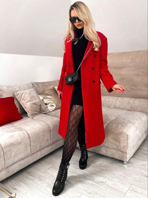 Red Coat Christmas Outfit, Red Peacoat Outfit Winter, Red Wool Coat Outfit Winter Style, Red Trench Coat Outfit Winter, Red Coat Winter Outfit, Red Raincoat Outfit, Red Winter Coat Outfit, Red Overcoat Outfit Women, Red Long Coat Outfits Winter