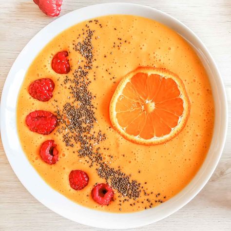 Orange Smoothie Bowl, Easy Mango Smoothie, Perfect Smoothie Bowl, Orange Banana Smoothie, Smoothie Bowl Recipe Healthy, Citrus Smoothie, Mango Smoothie Bowl, Fruity Snacks, Acai Bowls Recipe