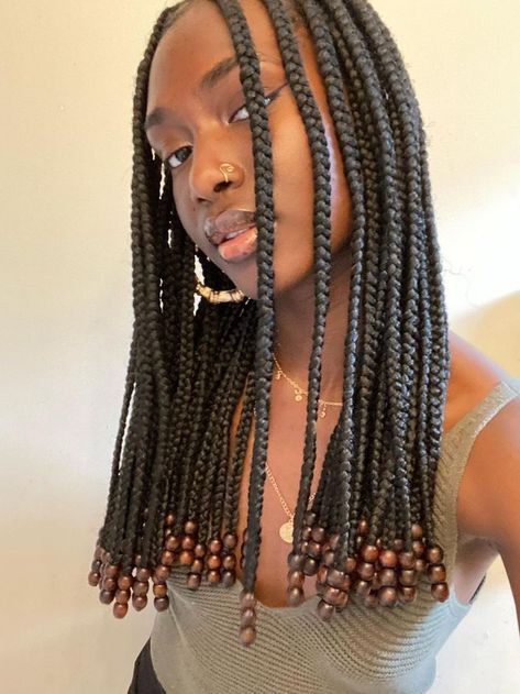 Graduation Hairstyles Braids, Hairstyles For 7th Grade, Brown Braids, Curls Braids, Graduation Pics, Colored Braids, Box Braids Hairstyles For Black Women, Cute Box Braids Hairstyles, Pelo Afro